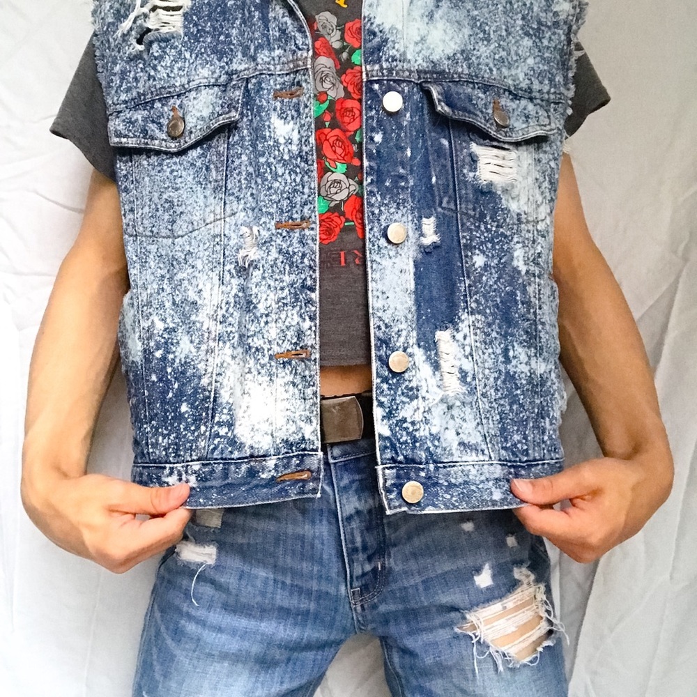 Adrienne Vittadini Petites Bleached Denim Vest